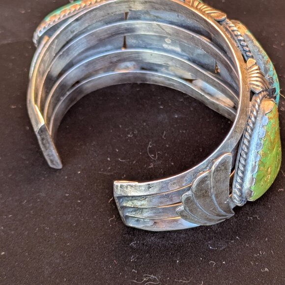 Stunning Vintage Navajo Sterling Silver Four-Stone Turquoise Cuff Bracelet - Picture 4 of 13
